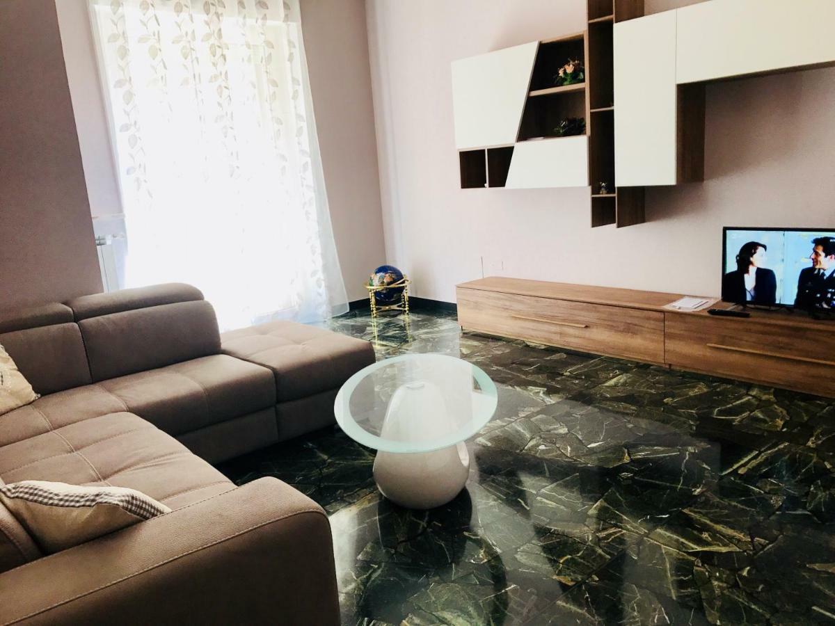 Апартаменты La Casa Di Claudia Генуя Экстерьер фото
