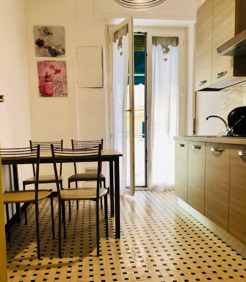 Апартаменты La Casa Di Claudia Генуя Экстерьер фото